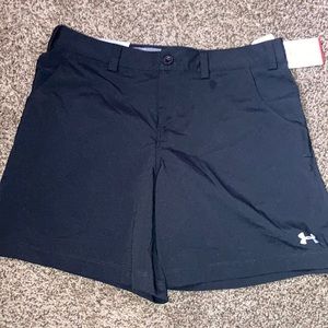 Under Armour size 10 black shorts